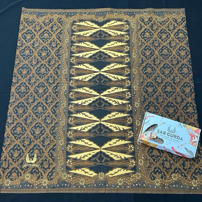 KST017 Lar Gurda Kesikan Series Motif Sidomulyo. Sarung Batik Tradisional Semi Tulis Lar Gurda Ekskl