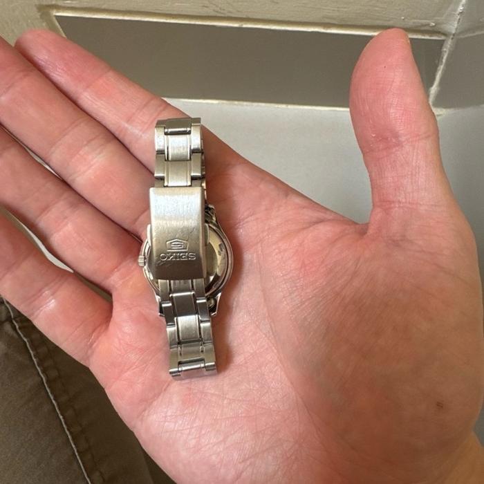 Preloved Seiko 5 ladies watch automatic