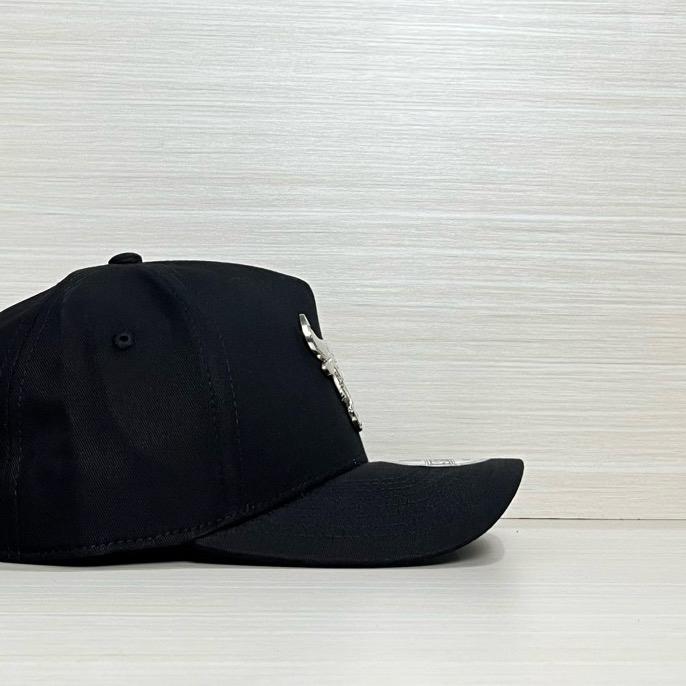 TOPI BASEBALL HITAM PLAT BESI SILVER BANTENG