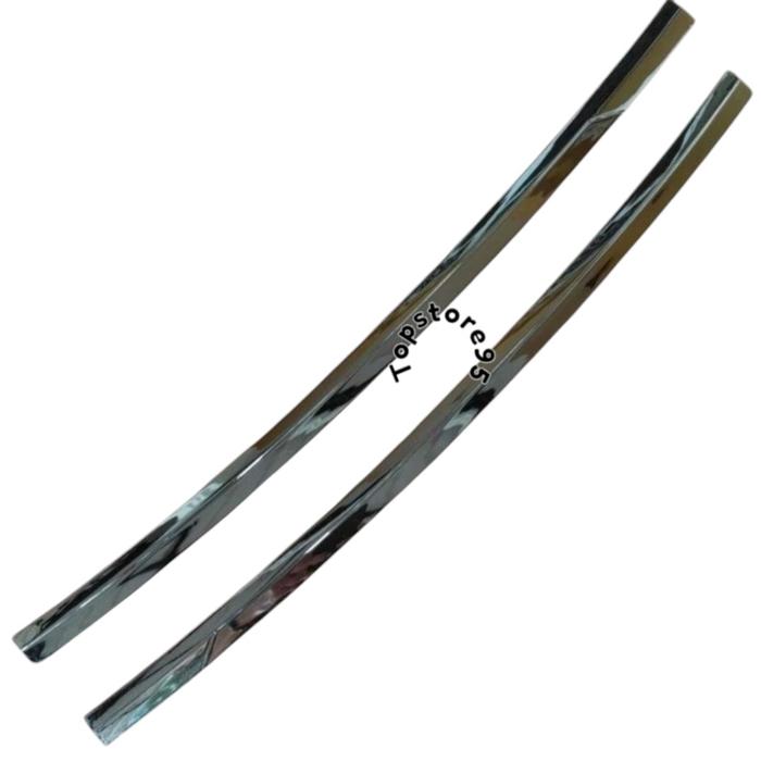 List Kaca Belakang Mobil Calya/Sigra Stainless Chrome