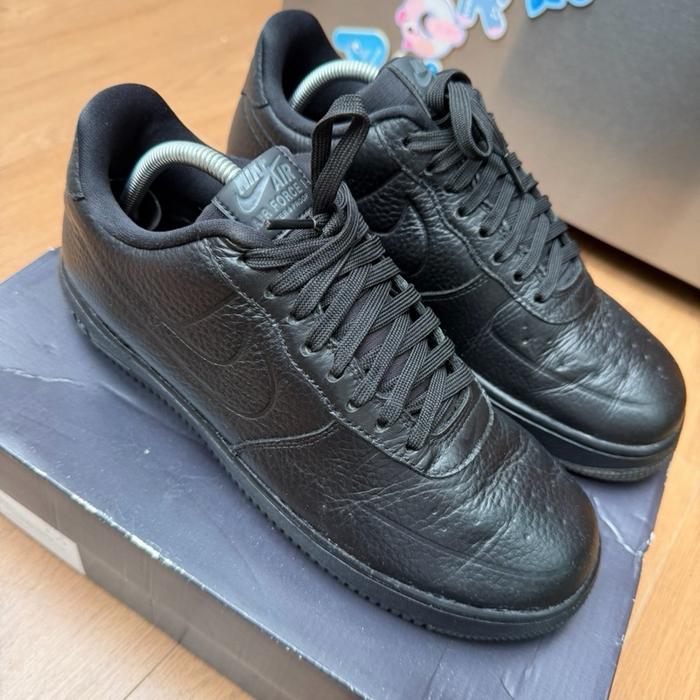 Preloved Nike Air Force 1 07 - Premium Waterproof