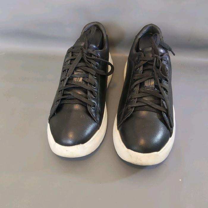 Sepatu Casual Akiii classic sz 38/245