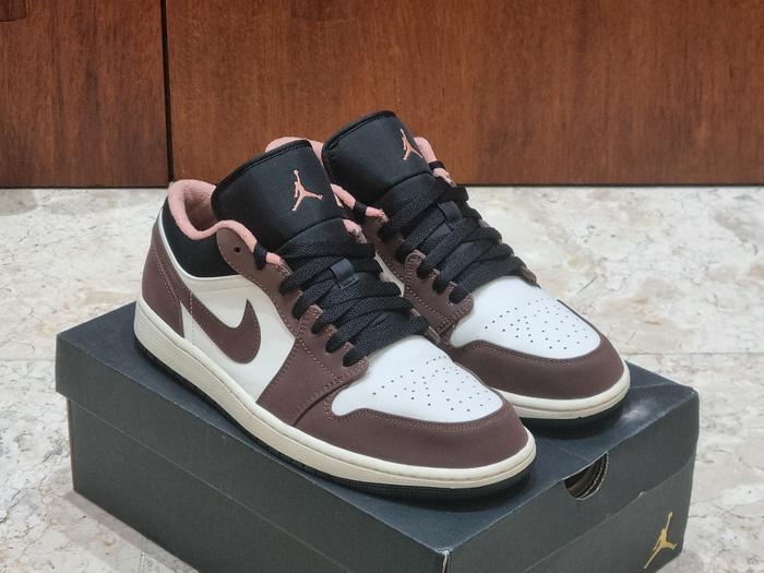 Nike Air Jordan 1 Low SE Light Chocolate Mocha Original (Size 45)