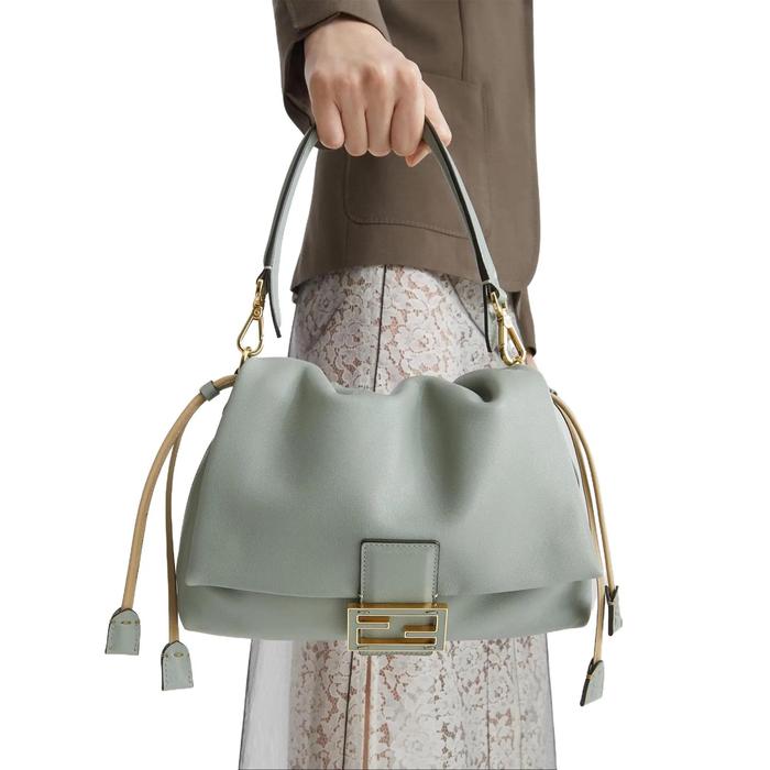 Ekslusive Bag By EUUSID Fendi Mamma Baguette Medium Original USA