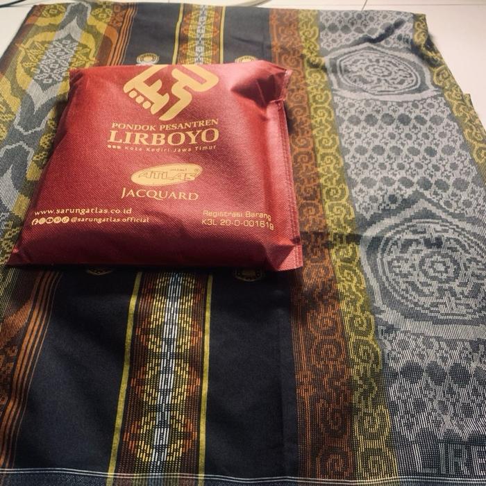 Sarung Jacgurad Lirboyo - Model Terbaru