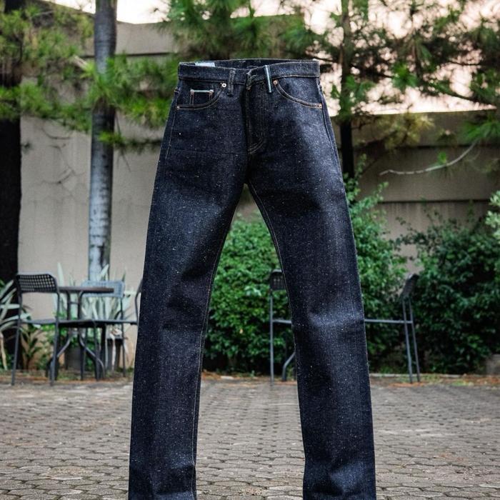 Heavyweight Raw Selvadge Izhman Denim - Aligator 17oz Unsanforized Greenline