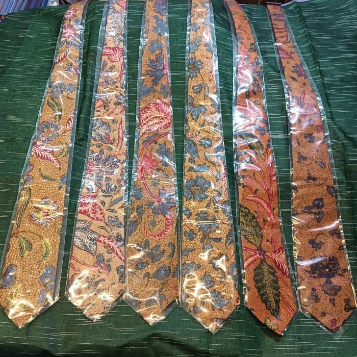 DASI PRIA BATIK TULIS LAWASAN -