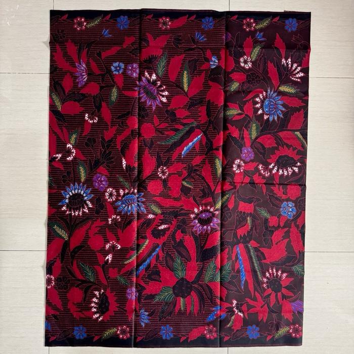 SARUNG WANITA MOTIF MARLENA/SARUNG MOTIF BATIK MADURA (BELUM DI JAHIT)  Katun  Dewasa