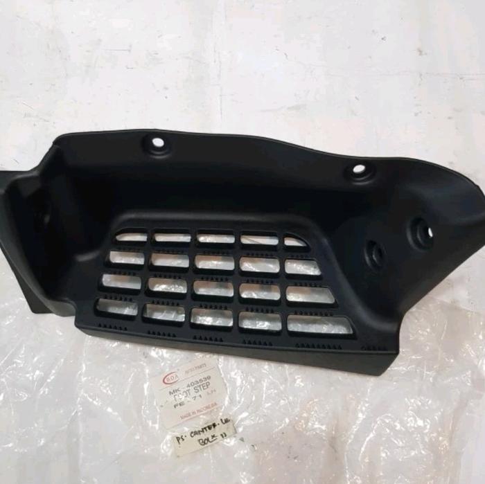 Foot step injakan pijakan kaki Mitsubishi PS canter 110/125 KIRI / LH Asli KTB