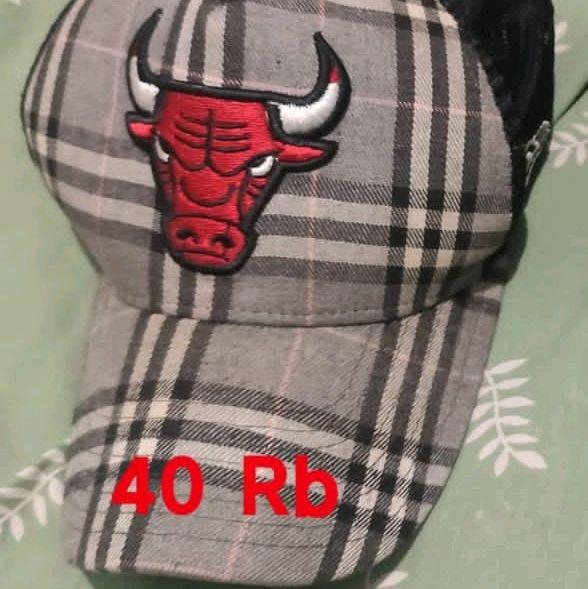 Topi thrifting chicago abu ready