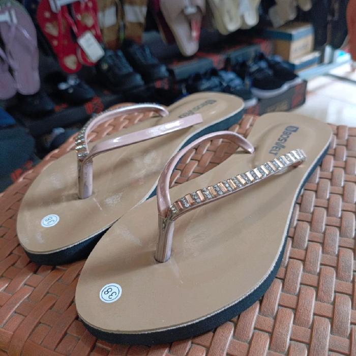 sandal wanita Bosvelt keren kekinian