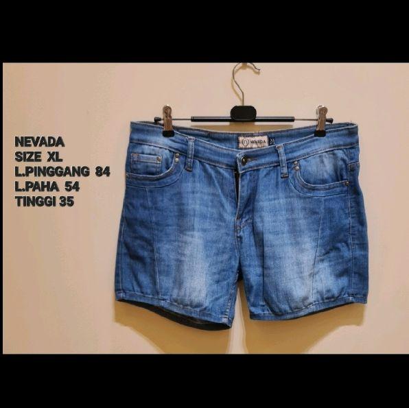 731. (Preloved) NEVADA SHORT PANTS  Jeans Denim  AUTHENTIC CELANA PENDEK WANITA