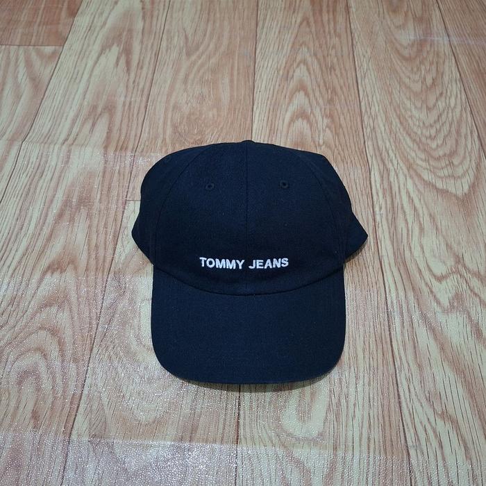 topi tommy jeans hitam preloved