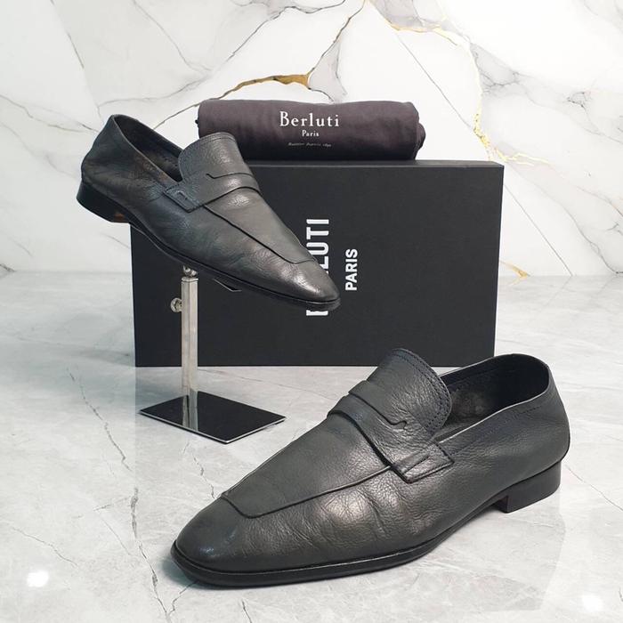 B**luti Demesure Loafers (B**luti)