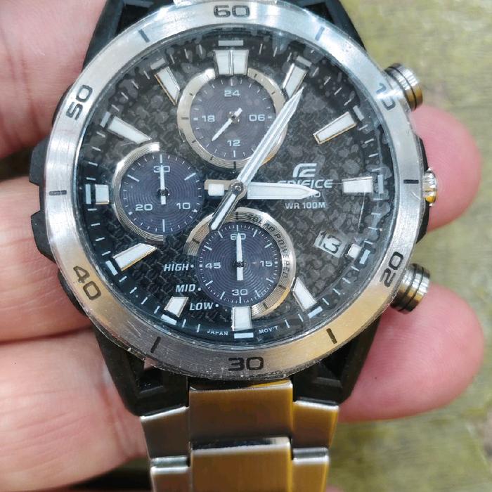 Jam Tangan Pria Casio Edifice Sospensione EQS-960D-1AVUDF Solar Powered Dail Silver stainless steel 