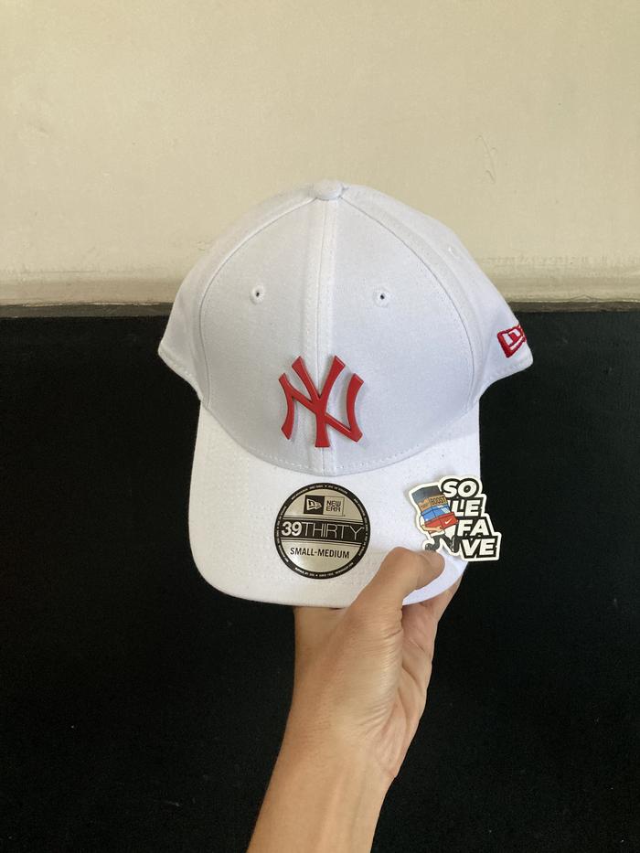 TOPI 3930 X MLB NY YANKEES METAL BADGE WHITE ORIGINAL NO BOX