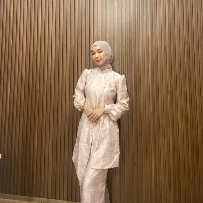 SHANIA KURUNG