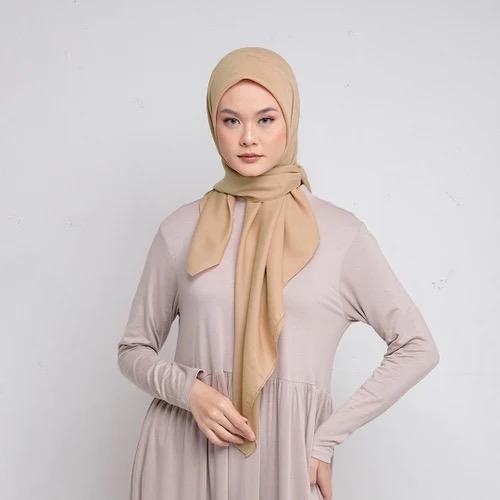 SCARF POLOS HIJAB DAUKY PlAIN SQUARE