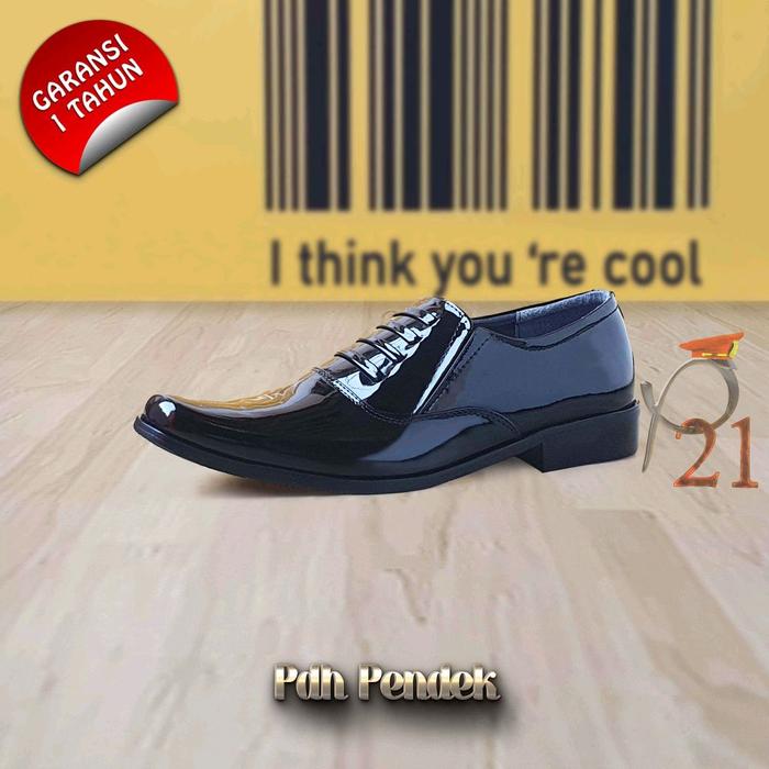 Sepatu pdh pendek kilap p21