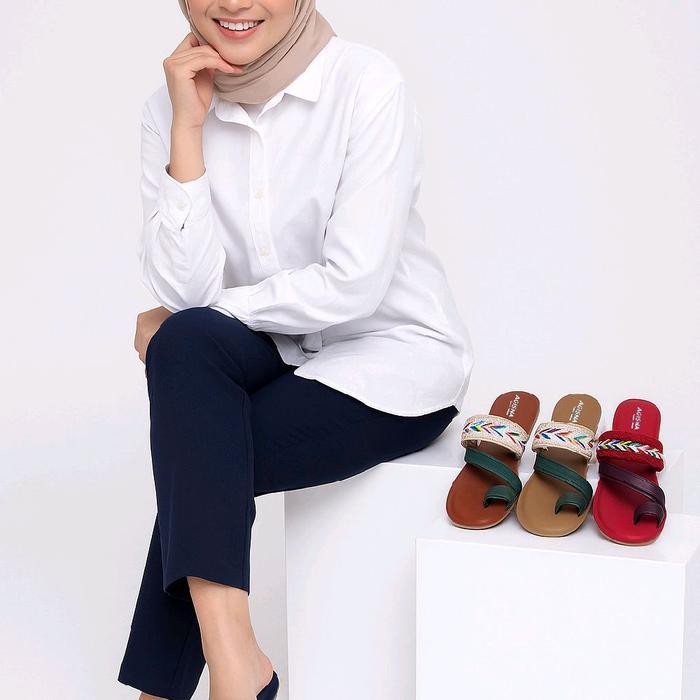 Sandal Wanita Merek Agisna Bahan terbuat dari Kulit Sapi sangat cocok untuk sehari-hari Sendal