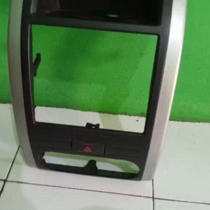 Panel frame dashboard head unit Nissan Xtrail T31 original