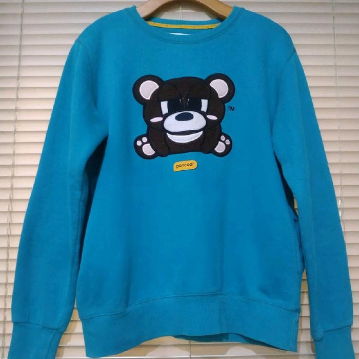 Pancoat Sweater Biru Tua dengan Motif Beruang Lucu untuk Pria dan Wanita