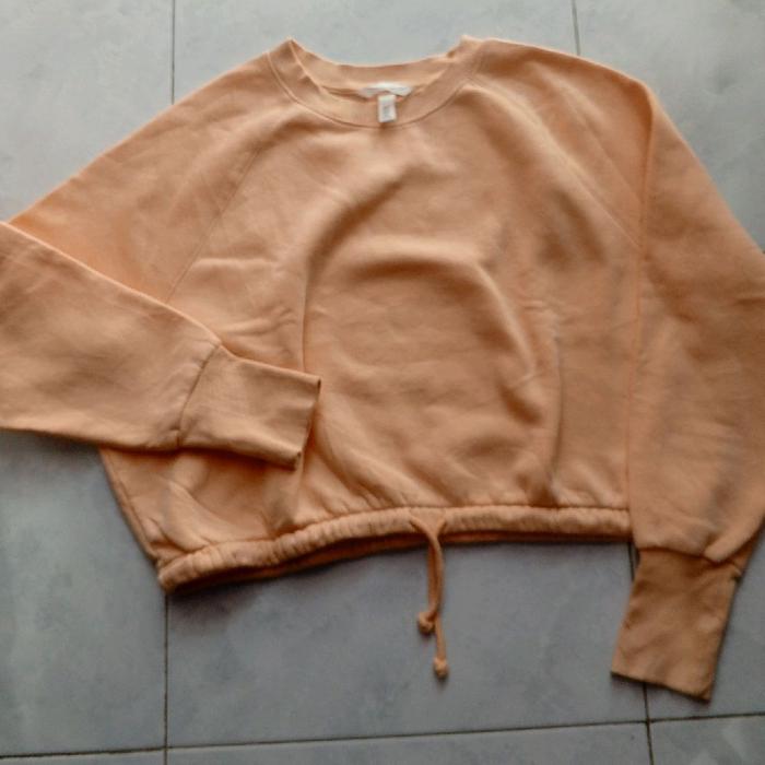 Sweater by H M model crop top