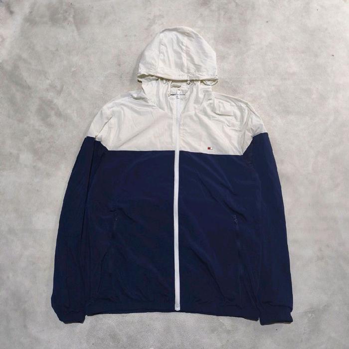Jaket windbreaker tommy Giorgio putih navy bekas