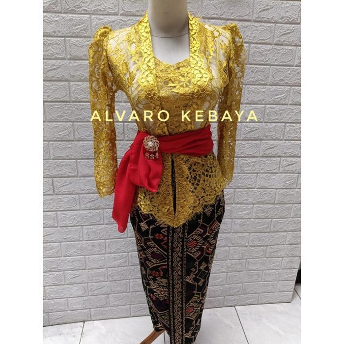 setelan kebaya gold emas set kutubaru brokat brukat wanita cantik bali modern wisuda jawa tradisiona