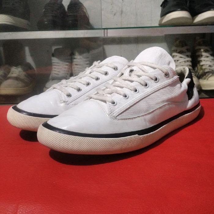 SEPATU SECOND CLARK size 44