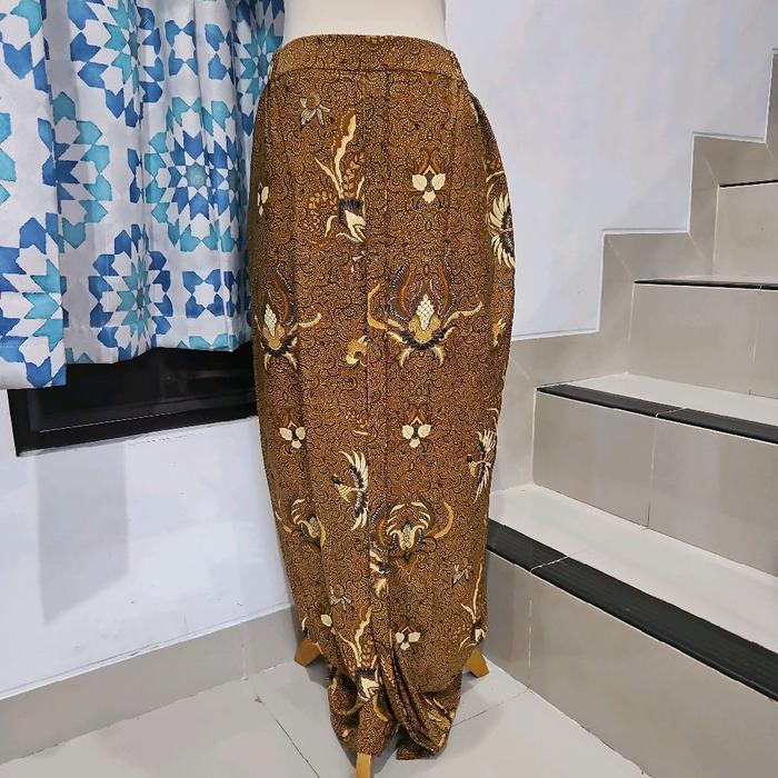 Preloved Rok Batik Wiru Coklat Like New