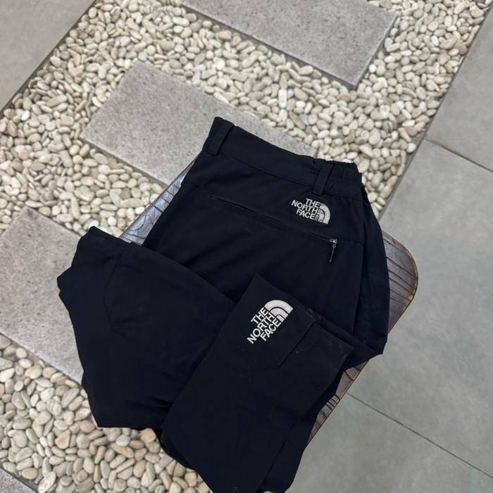Celana pendek the north face tnf second original