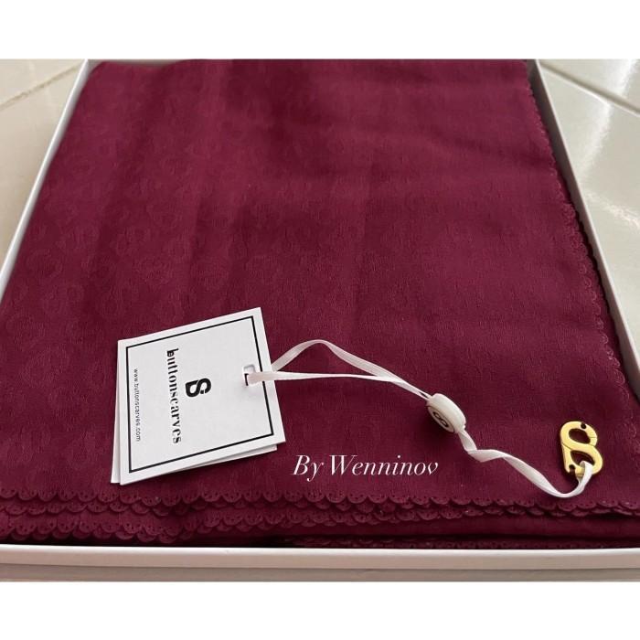 Everyday Tapis Embossed Buttonscarves - Ruby