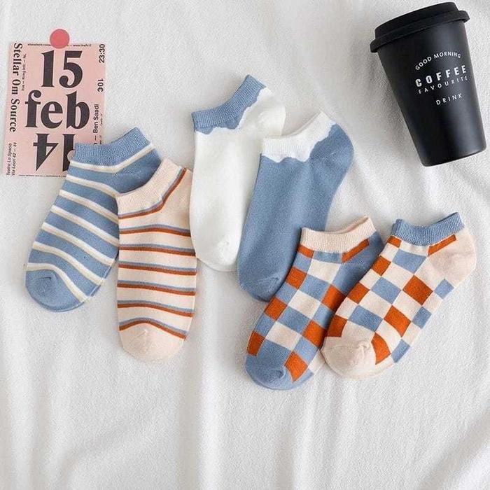 1 lusin Kaos Kaki Wanita Motif Kotak Kotak Kekinian Fashion Unisex Lucu Semata Kaki Bahan Spandek Ny