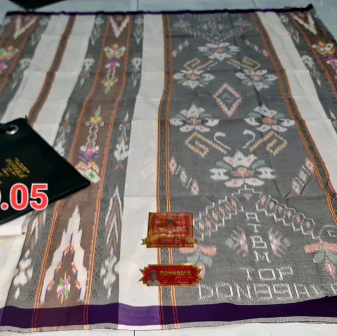 sarung New donggala ATBM 210 Dengan motif terbaru, bahan halus dan lembut