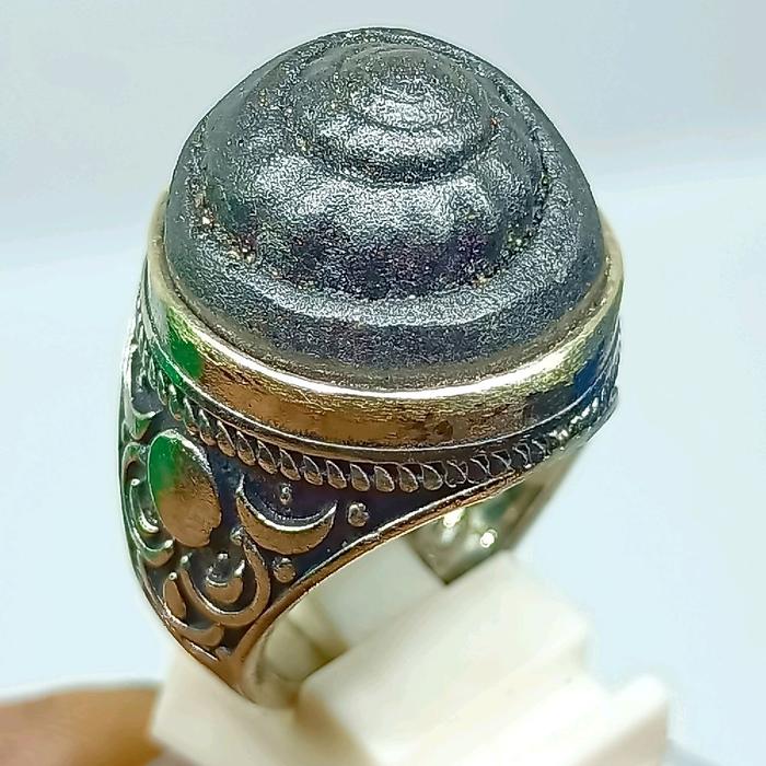 Cincin Batu Keong Buntet , Badar Besi , Nempel Magnet