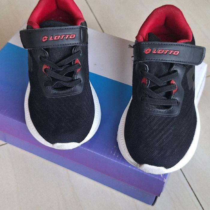 Sepatu Lotto Anak