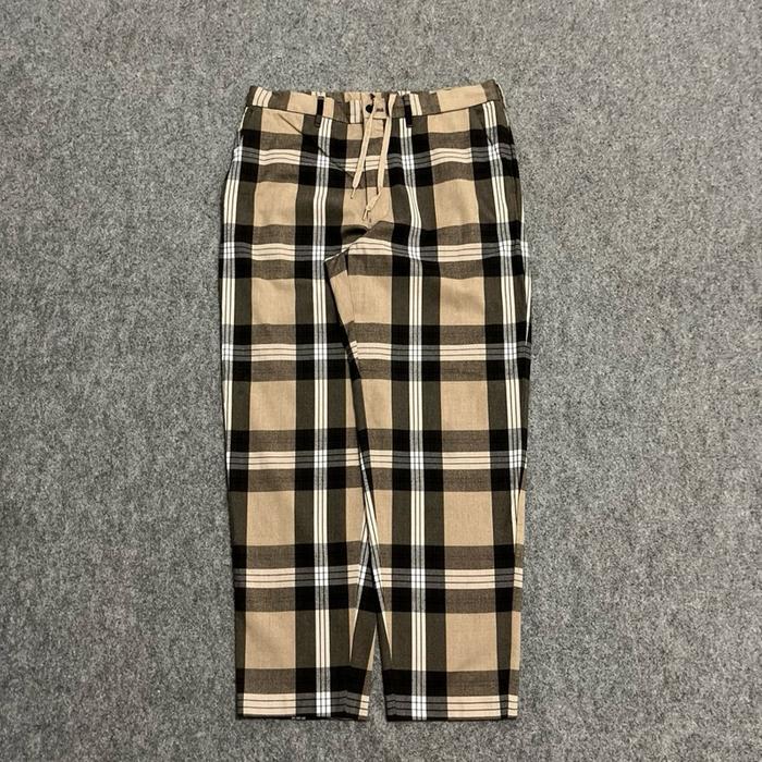 GU Uniqlo Tartan Relax Ankle Pants