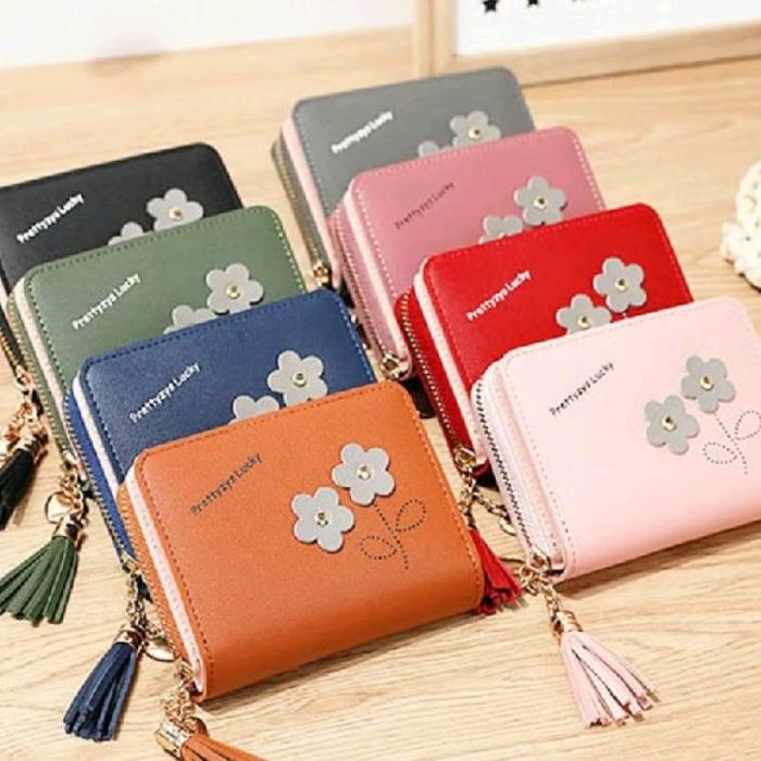 Prettyzys Lucky Dompet Kecil warna random dengan Hiasan Bunga dan Tassel Elegan untuk Wanita
