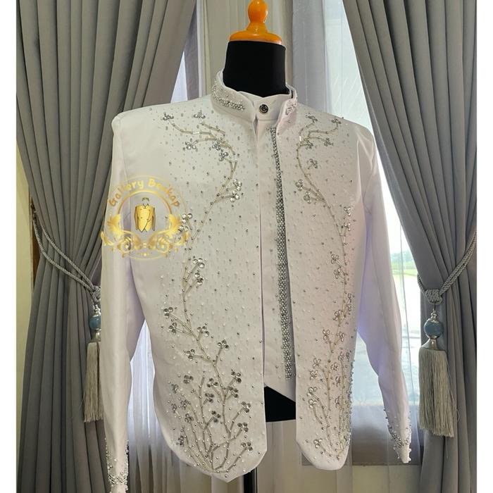 Beskap akad nikah / beskap putih