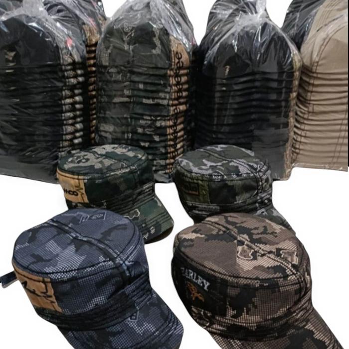 Topi Dewasa Rantai Motif Loreng Keren untuk Laki-Laki dan Perempuan dengan Bordir Random dan Gesper 