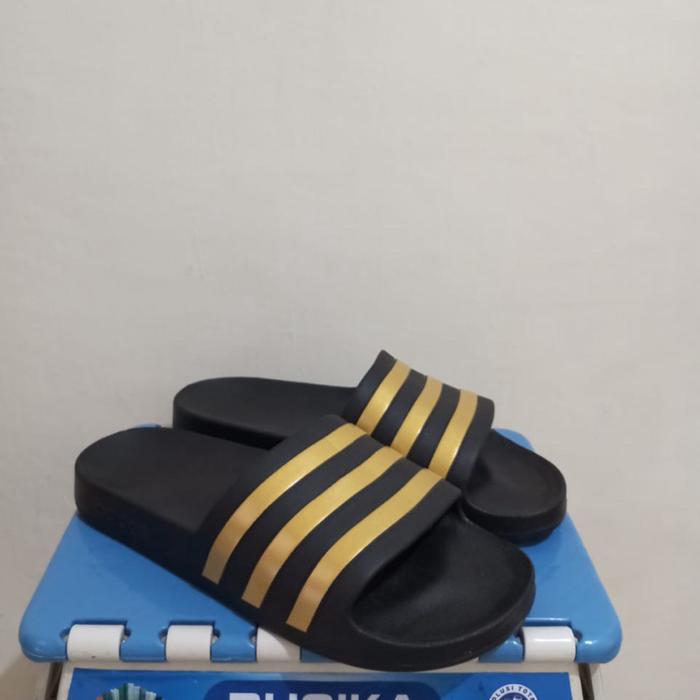 Adilette Aqua Black/Gold Size 40 1/2