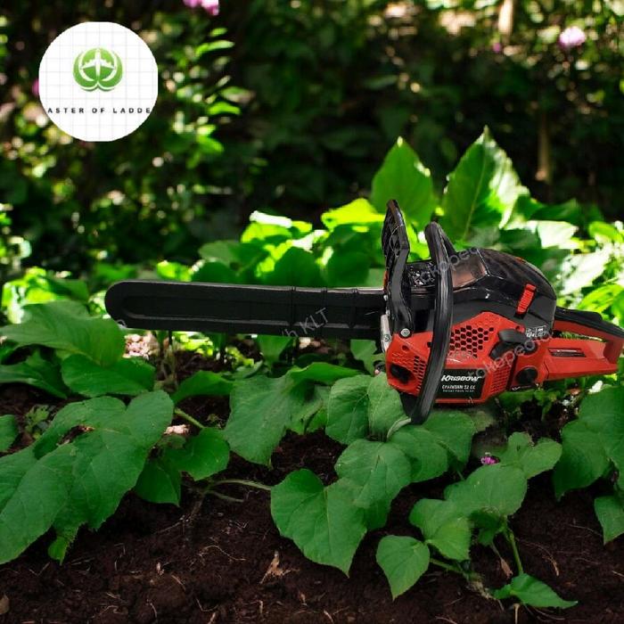 Mesin Potong Kayu Bensin Krisbow Gergaji Pohon Chainsaw Potong Kayu Outdoor