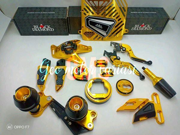 pelindung knalpot aksesoris paketan Yamaha nmax Black diamond