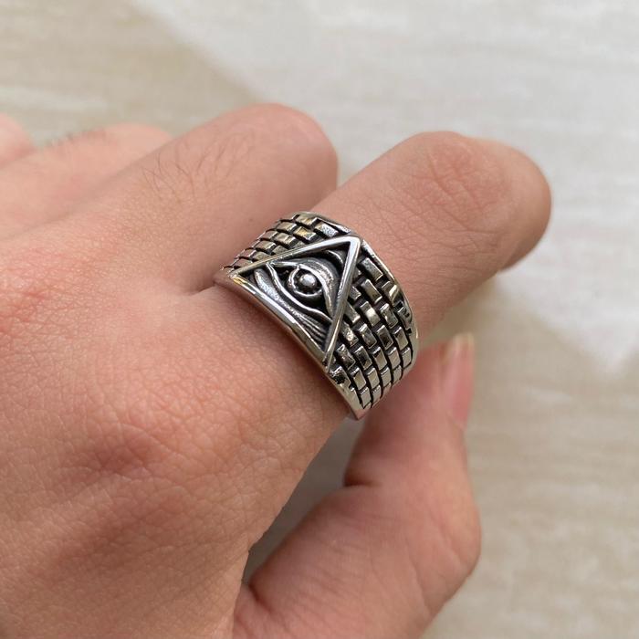 T661 Cincin Titanium Illuminati