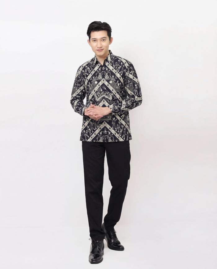 DANAR HADI - Kemeja Batik Lengan Panjang Motif Arak-arakan Pecinaan - 2.AAPC.78.0126 - Hitam Putih -