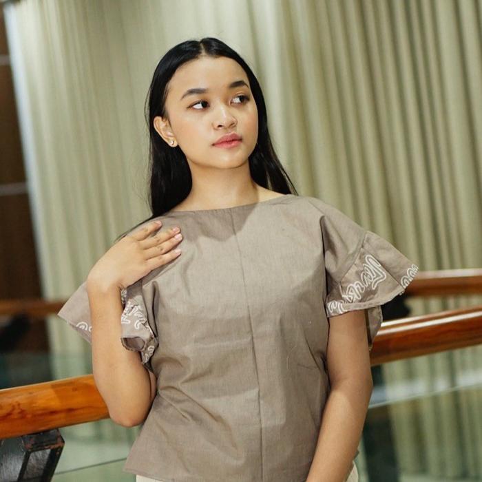 Jawa Banget Outer Batik aksara Jawa, motif weton 5 pasaran Jawa Pewarna coklat berasal dari kayu jol