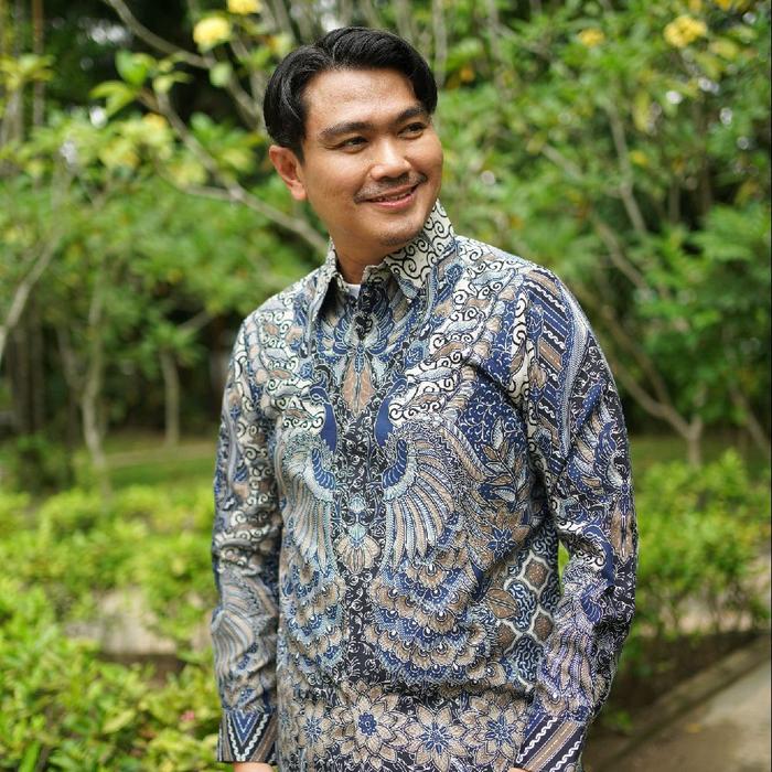 Batik Eyang Putri-Kemeja Katun Lengan Panjang