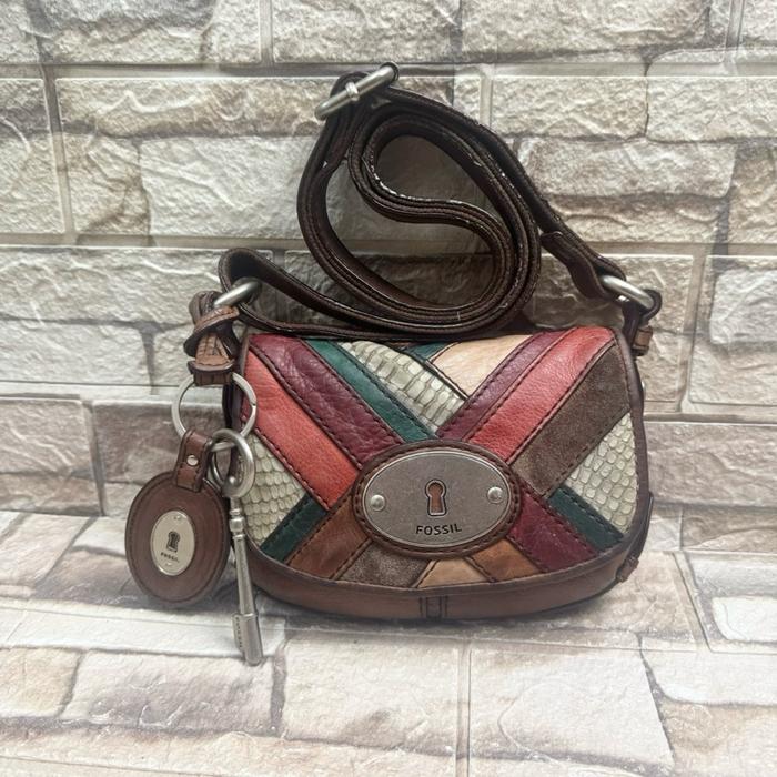 ￼710# NET-Preloved Fossil Maddox Mini PW Dark Crossbody