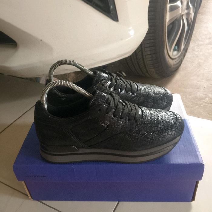 sepatu running hogan h222 size 38 original
